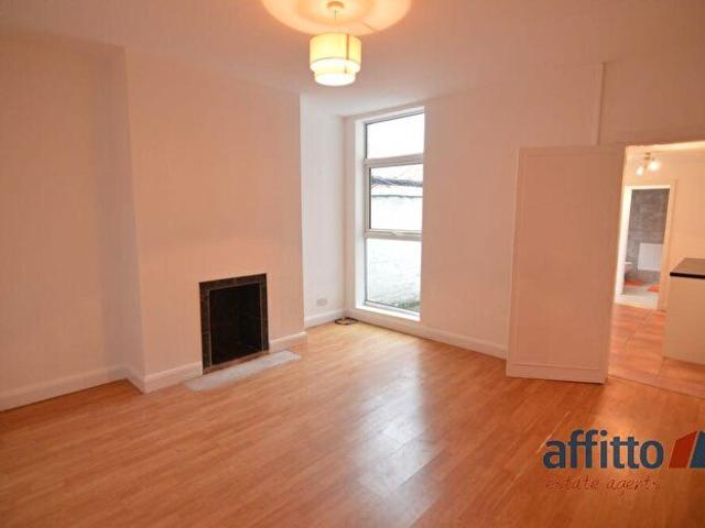 Apartment for rent in Newfoundpool, Old Wharf