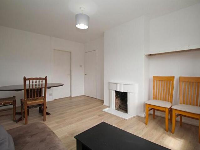 Apartment for rent in Elmfield, Leicestershire