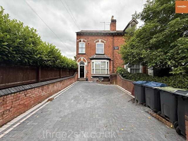 Apartment for rent in Moor End Green, Gravelly Hill