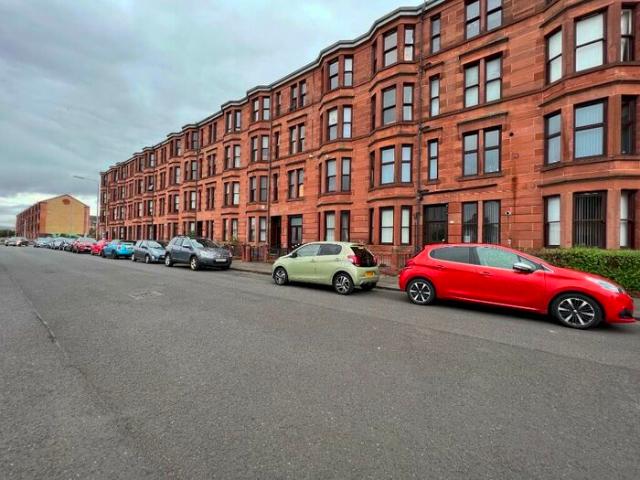 Apartment for rent in Linthouse, Scotland