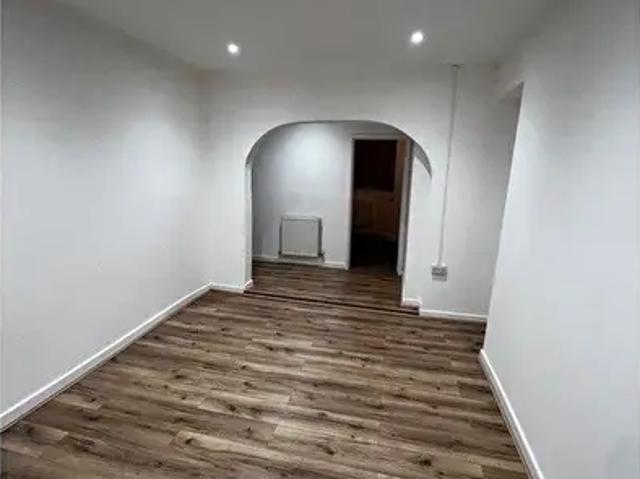 Apartment for rent in Neath, Briton Ferry