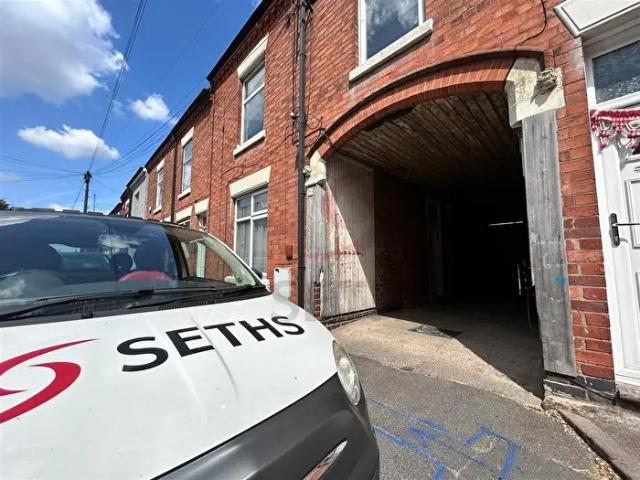 Apartment for rent in Spinney Hills, Old Wharf