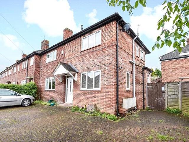 Apartment for rent in Lye Valley, The Slade