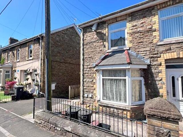 Apartment for rent in Coychurch Higher, Heol-y-cyw