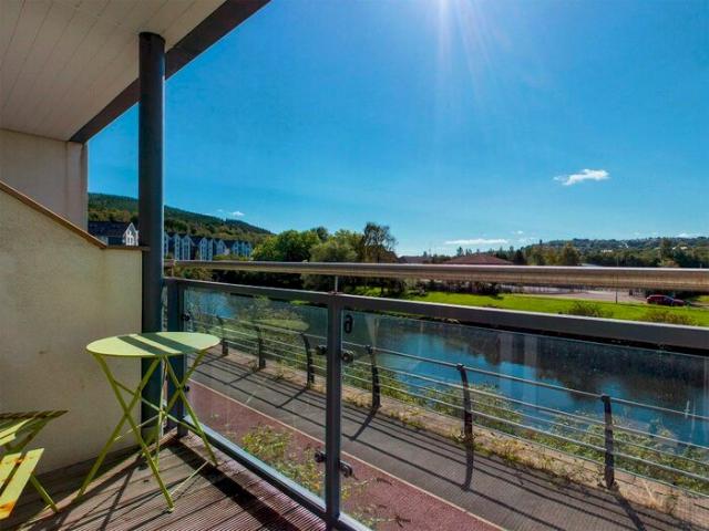 Apartment for rent in Pentre-chwyth, Swansea