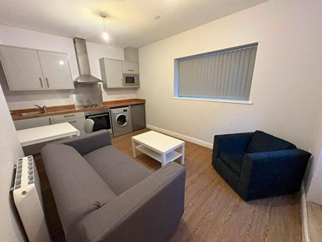 Apartment for rent in Gorseinon, Wales