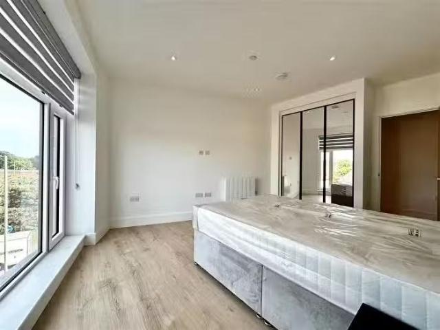Apartment for rent in Lyne