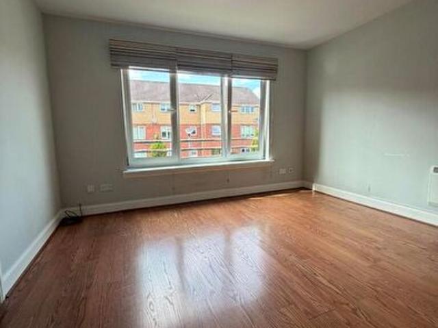 Apartment for rent in Lilybank, Parkhead