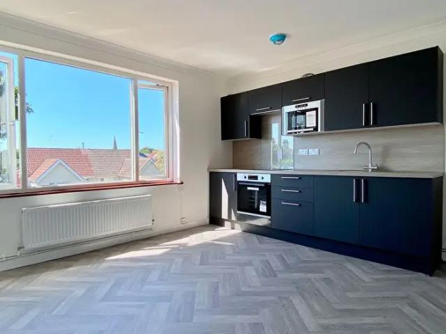 Apartment for rent in Sketty, Swansea