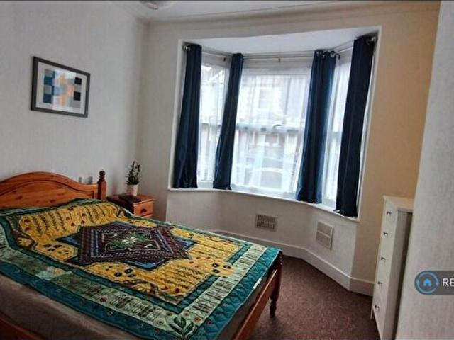 Apartment for rent in Chapelfields, West Midlands