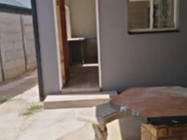 Flat for rent in Frances Baard, Northern Cape