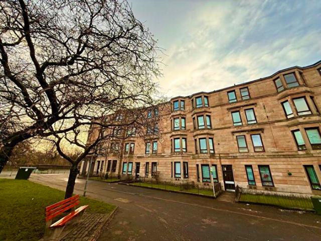 Apartment for rent in The Drives, Dennistoun