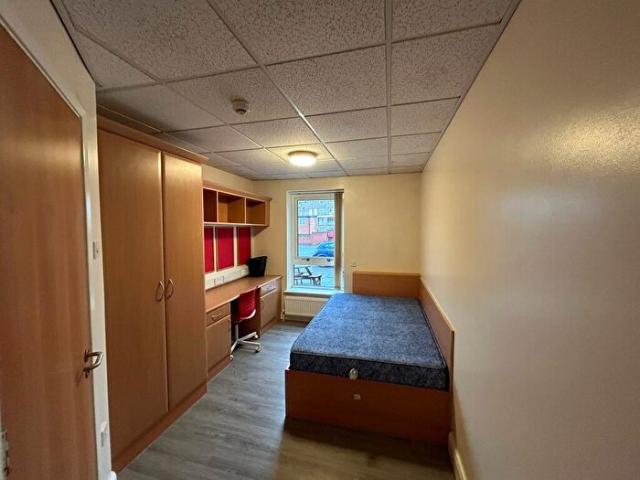 Apartment for rent in Sydenham, Green Close