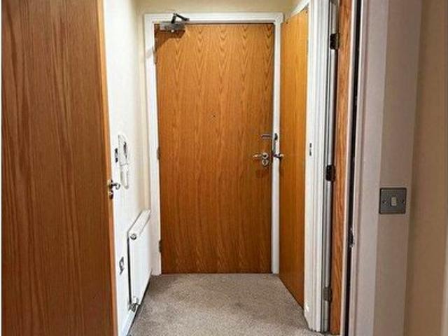 Apartment for rent in Dickens Heath, West Midlands
