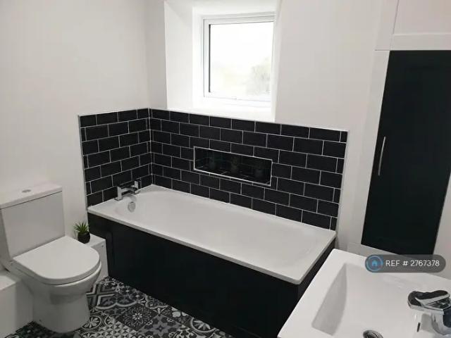 Apartment for rent in Llantrisant