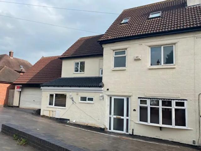 Apartment for rent in Leyfields, Kettlebrook