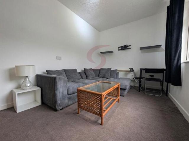 Apartment for rent in Whitmore Park, West Midlands