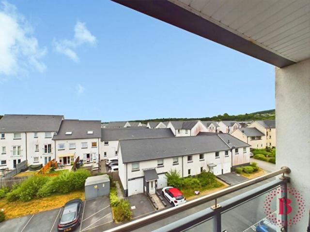 Apartment for rent in Nangreaves, Wales