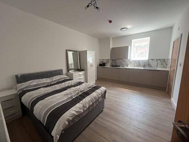 Apartment for rent in Springfield, West Midlands