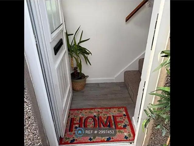 Apartment for rent in Llantrisant