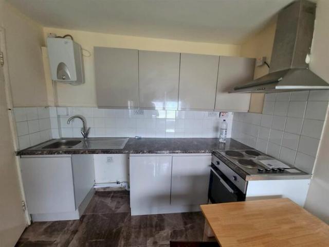 Apartment for rent in Newfoundpool, Old Wharf