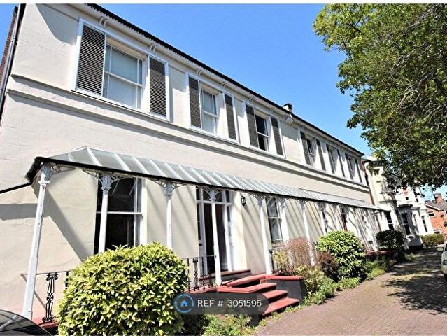 Apartment for rent in Sydenham, Green Close