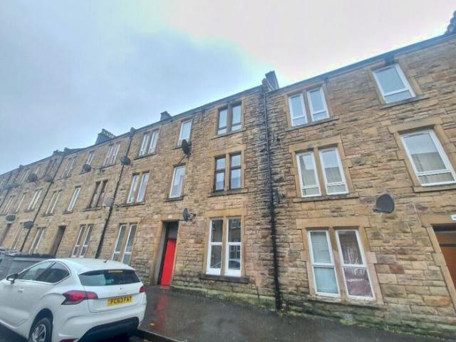Apartment for rent in Callendar Park, Scotland