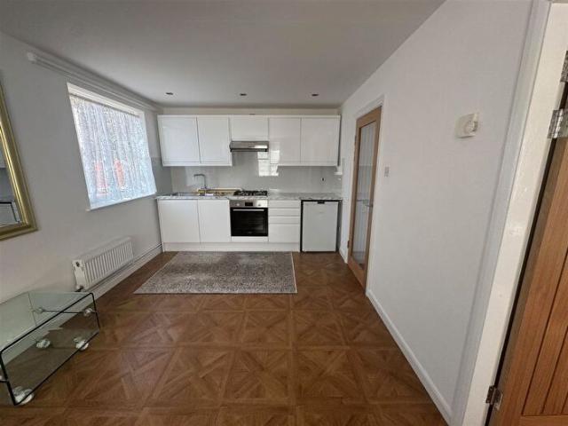 Apartment for rent in Hillfields, West Midlands