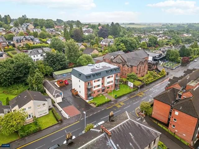 Apartment for rent in Milngavie, Scotland