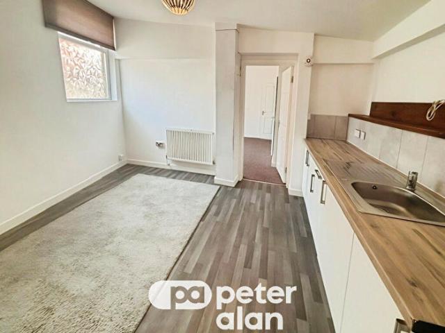 Apartment for rent in Porthcawl, Nottage