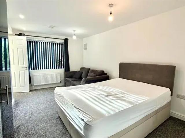 Apartment for rent in Minworth Greaves, Birmingham