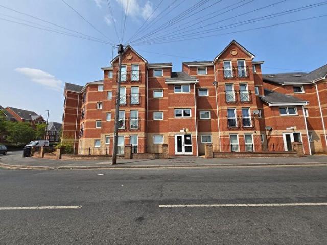 Apartment for rent in Ball Hill, West Midlands