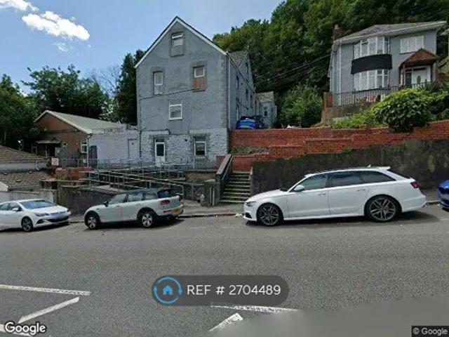 Apartment for rent in Mount Pleasant, Swansea