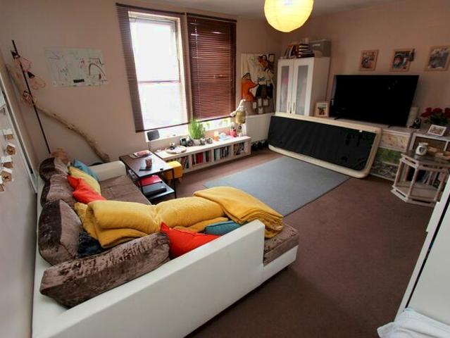 Apartment for rent in Caldermill, East Midlands