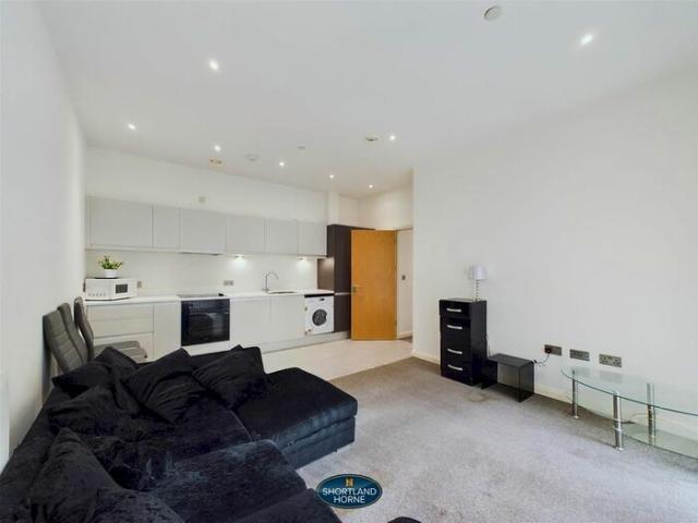 Apartment for rent in Spon End, West Midlands