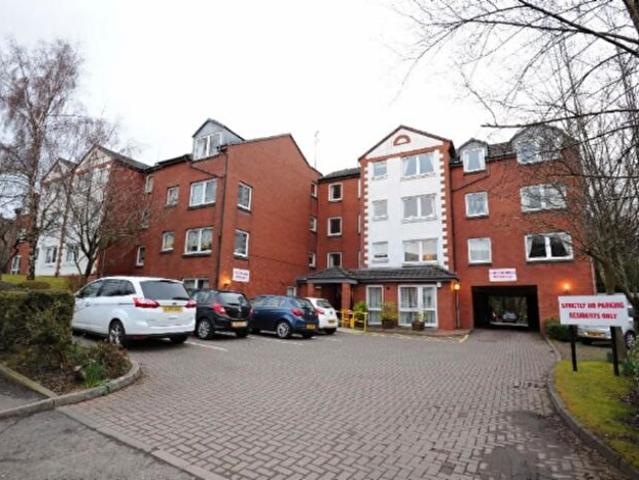 Apartment for rent in Orchard Park, Giffnock
