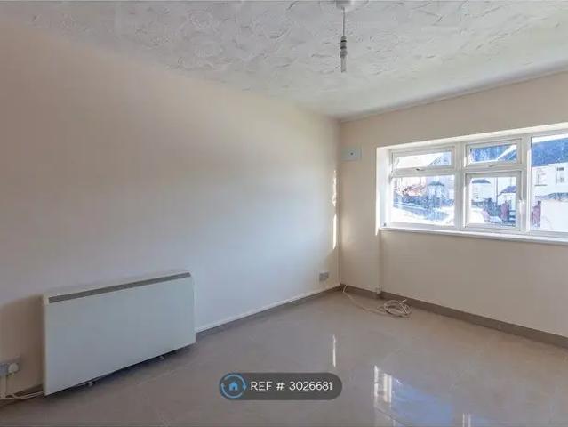 Apartment for rent in Wales