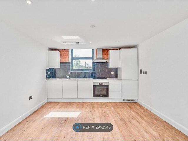 Apartment for rent in Beamhurst, Staffordshire