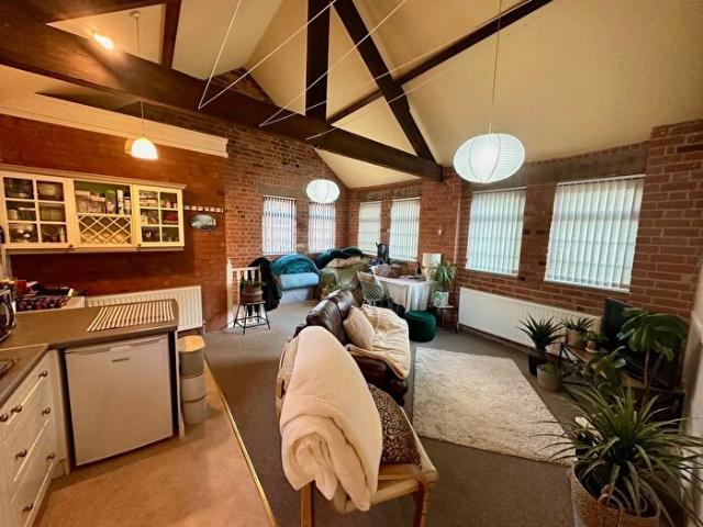 Apartment for rent in Elmfield, Leicestershire