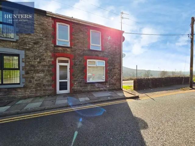 Apartment for rent in Maesteg, Nantyffyllon