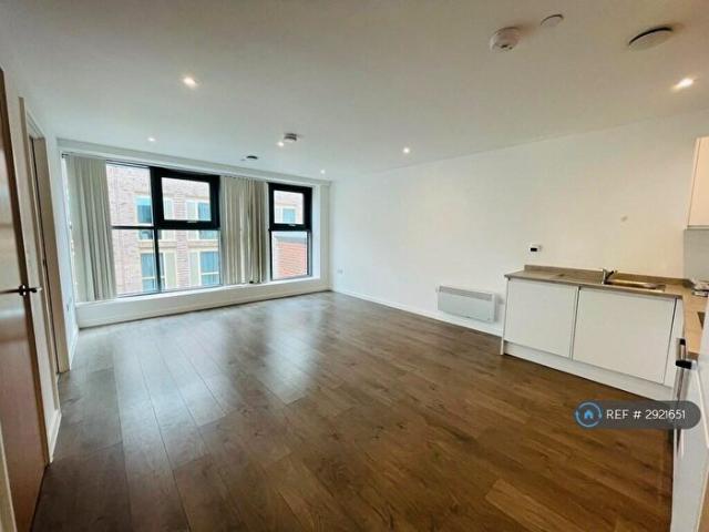 Apartment for rent in The Meadows, Haddon