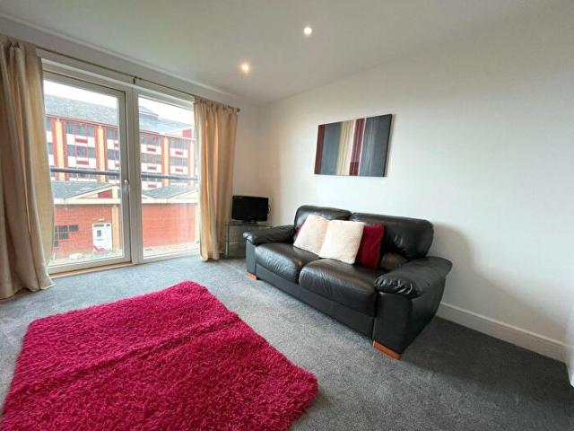 Apartment for rent in Nangreaves, Wales