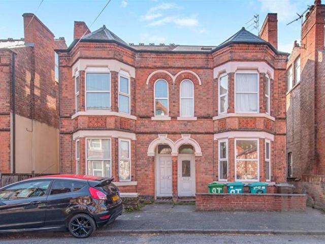 Apartment for rent in Old Lenton, Haddon