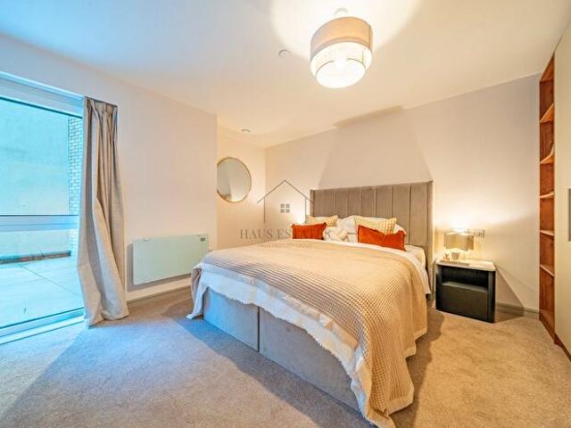 Apartment for rent in Black Friars, Old Wharf