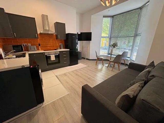 Apartment for rent in Brynmill, Swansea