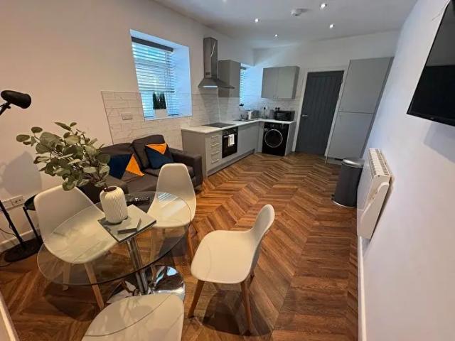 Apartment for rent in Brynmill, Swansea