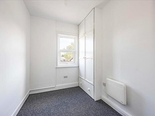 Apartment for rent in Sherwood, Haddon