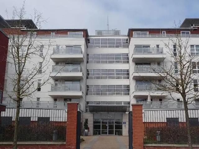Apartment for rent in Bede Island, Old Wharf