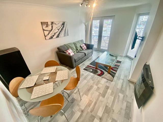Apartment for rent in SA1 Swansea Waterfront, Nangreaves