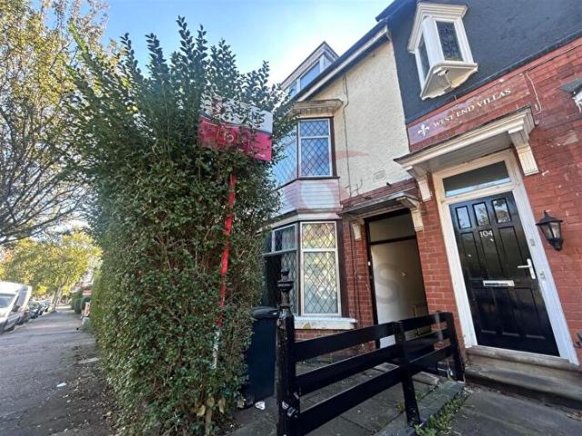 Apartment for rent in West End, Old Wharf
